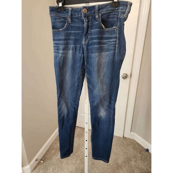 American Eagle Super Stretch Jeans - Women's Size 8, Distressed, 28" Inseam - Picture 1 of 7